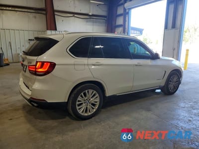 Trzecie zdjęcie samochodu z tyłu: 2016 BMW X5 XDRIVE35I VIN:5UXKR0C55G0S86247 - miniatura