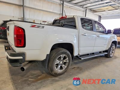 Trzecie zdjęcie samochodu z tyłu: 2017 CHEVROLET COLORADO VIN:1GCPTDE12H1208451 - miniatura