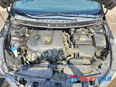 Zdjęcie 11 z 12 samochodu: 2018 KIA FORTE LX VIN:3KPFK4A77JE229212 - miniatura