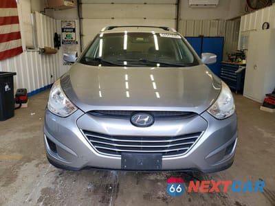 Piąte zdjęcie samochodu w środku: 2012 HYUNDAI TUCSON GLS VIN:KM8JU3AC4CU515045 - miniatura