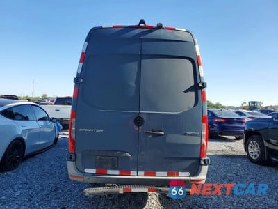 Zdjęcie 6 z 12 samochodu: 2019 MERCEDES BENZ SPRINTER 2500 DELIVERY VAN VIN:WD4PF1CD6KT012775 - miniatura