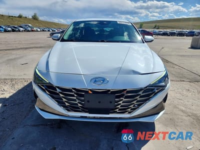 Piąte zdjęcie samochodu w środku: 2022 HYUNDAI ELANTRA SEL VIN:5NPLN4AG0NH066642 - miniatura