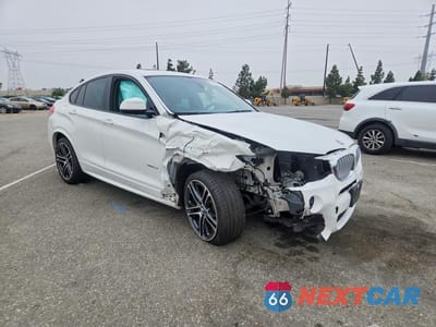 Czwarte zdjęcie samochodu z boku: 2018 BMW X4 XDRIVE28I VIN:5UXXW3C50J0T80804 - miniatura