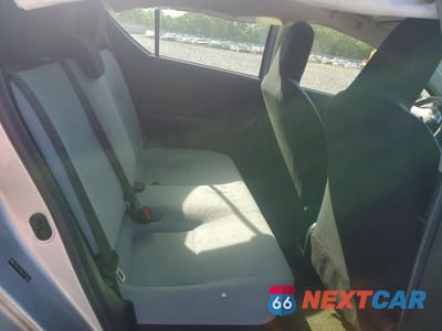 Zdjęcie 10 z 12 samochodu: 2016 TOYOTA PRIUS C ONE VIN:JTDKDTB30G1119466 - miniatura