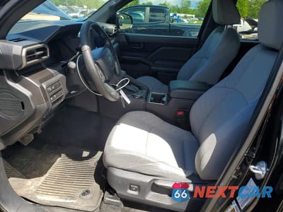 Zdjęcie 7 z 13 samochodu: 2025 TOYOTA TACOMA DOUBLE CAB VIN:3TYLB5JN5ST094749 - miniatura