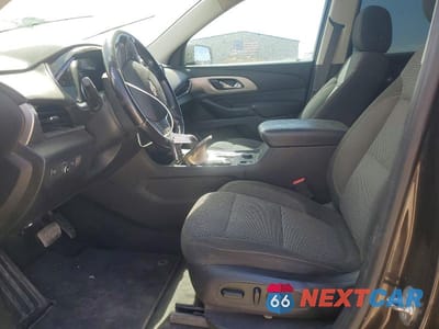 Zdjęcie 7 z 13 samochodu: 2018 CHEVROLET TRAVERSE LT VIN:1GNERGKW9JJ215482 - miniatura