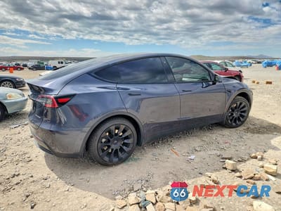 Trzecie zdjęcie samochodu z tyłu: 2021 TESLA MODEL Y VIN:5YJYGDEE8MF240401 - miniatura