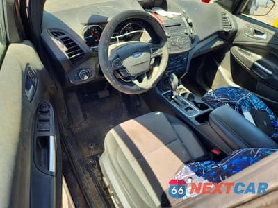 Zdjęcie 8 z 13 samochodu: 2018 FORD ESCAPE SE VIN:1FMCU9GD1JUB59369 - miniatura