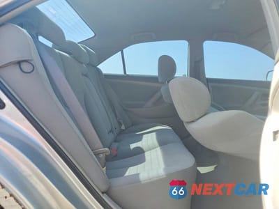 Zdjęcie 10 z 12 samochodu: 2007 TOYOTA CAMRY LE VIN:4T1BE46K17U510575 - miniatura
