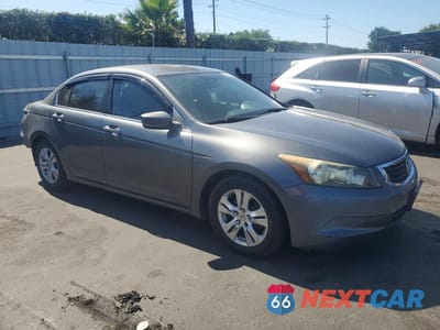 Czwarte zdjęcie samochodu z boku: 2009 HONDA ACCORD LXP VIN:1HGCP26469A121039 - miniatura