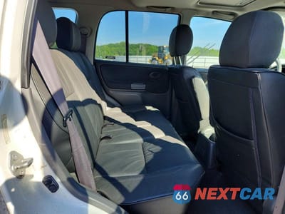 Zdjęcie 11 z 13 samochodu: 2001 SUZUKI GRAND VITARA JX VIN:JS3TD62V514163512 - miniatura