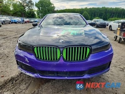 Piąte zdjęcie samochodu w środku: 2019 BMW 750 XI VIN:WBA7F2C55KB239760 - miniatura