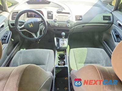 Zdjęcie 8 z 12 samochodu: 2010 HONDA CIVIC LX VIN:2HGFA1F56AH320647 - miniatura