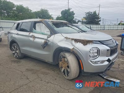 Czwarte zdjęcie samochodu z boku: 2025 MITSUBISHI OUTLANDER SE VIN:JA4J4VA87SZ028302 - miniatura