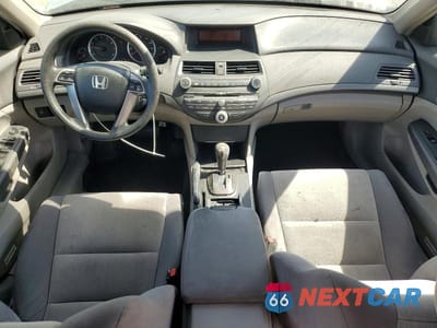 Zdjęcie 8 z 12 samochodu: 2009 HONDA ACCORD LXP VIN:1HGCP26459A031915 - miniatura