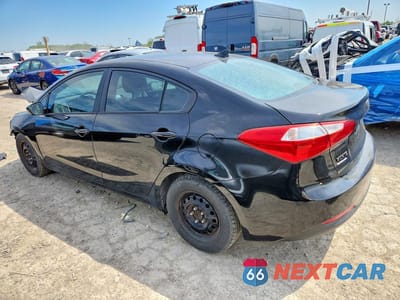 Drugie zdjęcie samochodu z przodu: 2016 KIA FORTE LX VIN:KNAFK4A67G5521810 - miniatura