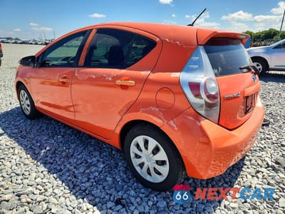 Drugie zdjęcie samochodu z przodu: 2013 TOYOTA PRIUS C ONE VIN:JTDKDTB31D1050282 - miniatura