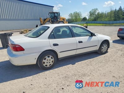 Trzecie zdjęcie samochodu z tyłu: 1999 HONDA ACCORD DX VIN:1HGCF8543XA012042 - miniatura