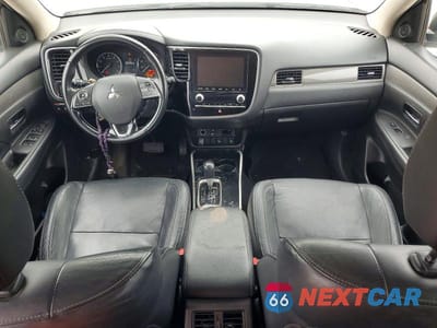 Zdjęcie 8 z 13 samochodu: 2020 MITSUBISHI OUTLANDER SE VIN:JA4AZ3A33LZ026980 - miniatura