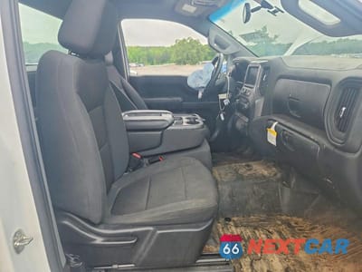 Zdjęcie 10 z 12 samochodu: 2021 CHEVROLET SILVERADO C1500 VIN:3GCNWAEH6MG105670 - miniatura
