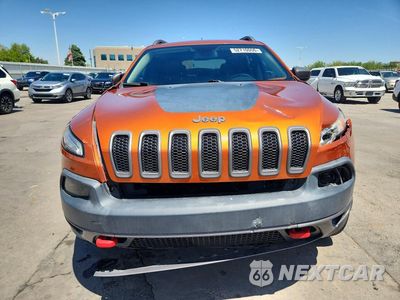 Piąte zdjęcie samochodu w środku: 2016 JEEP CHEROKEE TRAILHAWK VIN:1C4PJMBS2GW246282 - miniatura
