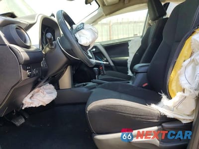 Zdjęcie 7 z 13 samochodu: 2017 TOYOTA RAV4 XLE VIN:2T3WFREVXHW374821 - miniatura