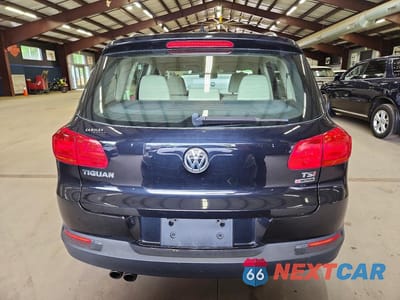 Zdjęcie 6 z 13 samochodu: 2017 VOLKSWAGEN TIGUAN S VIN:WVGBV7AXXHK000324 - miniatura