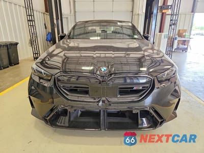 Piąte zdjęcie samochodu w środku: 2026 BMW M5 VIN:WBS83FK05TCV11581 - miniatura