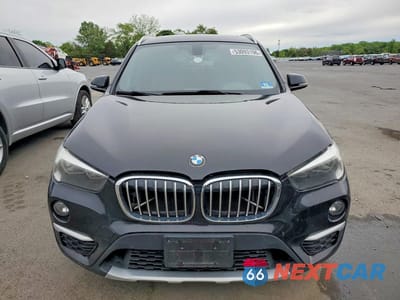 Piąte zdjęcie samochodu w środku: 2018 BMW X1 XDRIVE28I VIN:WBXHT3C39J5K23453 - miniatura