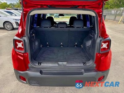 Zdjęcie 6 z 15 samochodu: 2020 JEEP RENEGADE SPORT VIN:ZACNJAAB2LPL15502 - miniatura