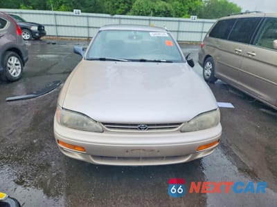 Piąte zdjęcie samochodu w środku: 1996 TOYOTA CAMRY DX VIN:4T1BG12K7TU731199 - miniatura