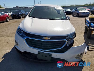 Piąte zdjęcie samochodu w środku: 2019 CHEVROLET EQUINOX LT VIN:2GNAXKEV5K6254126 - miniatura