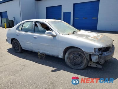Czwarte zdjęcie samochodu z boku: 2001 NISSAN ALTIMA XE VIN:1N4DL01D41C146675 - miniatura