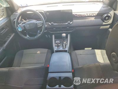 Zdjęcie 8 z 12 samochodu: 2024 CHEVROLET COLORADO TRAIL BOSS VIN:1GCPTEEK8R1299029 - miniatura