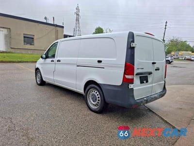 Trzecie zdjęcie samochodu z tyłu: 2021 MERCEDES-BENZ METRIS VIN:W1YV0CEY9M3867855 - miniatura