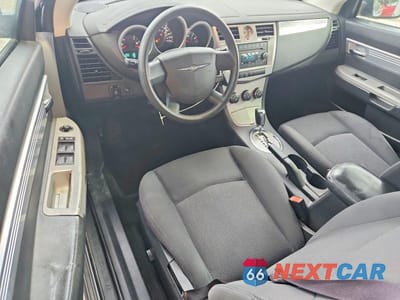 Zdjęcie 8 z 12 samochodu: 2010 CHRYSLER SEBRING TOURING VIN:1C3BC5ED8AN181981 - miniatura