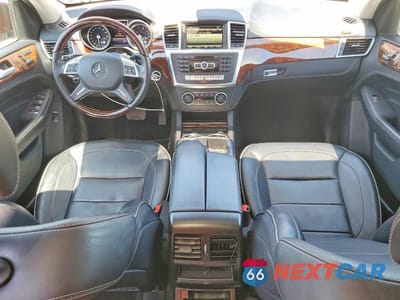 Zdjęcie 8 z 13 samochodu: 2014 MERCEDES-BENZ ML 550 4MATIC VIN:4JGDA7DB6EA308290 - miniatura