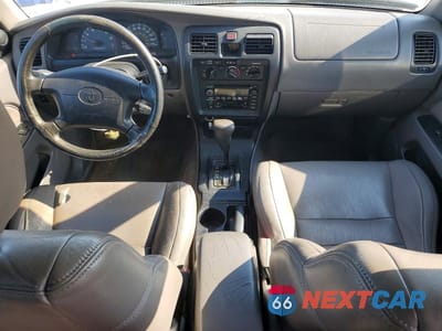Zdjęcie 8 z 13 samochodu: 2001 TOYOTA 4RUNNER SR5 VIN:JT3GN86R110193060 - miniatura