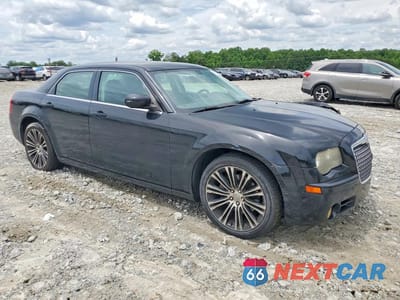Czwarte zdjęcie samochodu z boku: 2010 CHRYSLER 300 S VIN:2C3CA2CV8AH266297 - miniatura