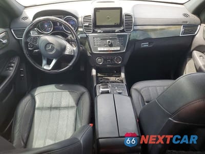 Zdjęcie 8 z 13 samochodu: 2017 MERCEDES-BENZ GLS 450 4MATIC VIN:4JGDF6EE6HA847579 - miniatura