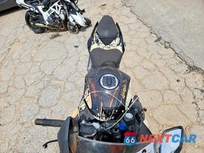 Piąte zdjęcie samochodu w środku: 2018 KAWASAKI EX400 VIN:JKAEXKG14JDA07939 - miniatura