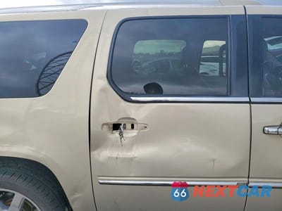 Zdjęcie 11 z 13 samochodu: 2011 CADILLAC ESCALADE ESV PREMIUM VIN:1GYS4JEF7BR372511 - miniatura