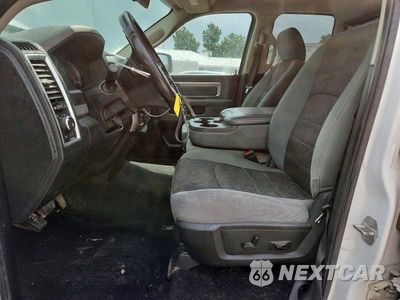 Zdjęcie 7 z 13 samochodu: 2016 RAM 1500 BIG HORN VIN:1C6RR7GT7GS179973 - miniatura