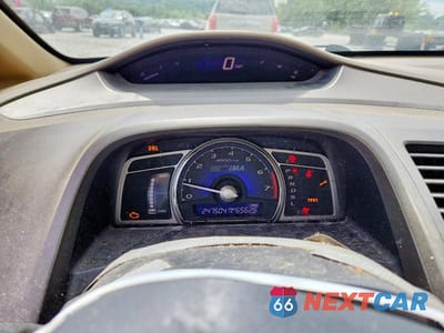 Zdjęcie 9 z 12 samochodu: 2008 HONDA CIVIC HYBRID VIN:JHMFA36268S010421 - miniatura