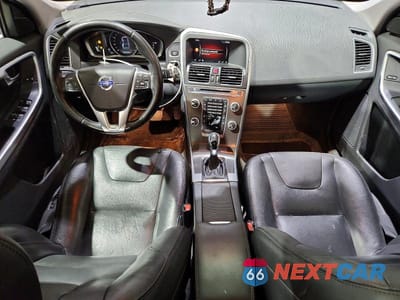 Zdjęcie 8 z 13 samochodu: 2016 VOLVO XC60 T5 PREMIER VIN:YV4612RK9G2785198 - miniatura