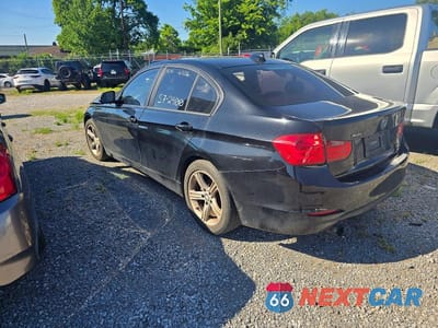 Trzecie zdjęcie samochodu z tyłu: 2015 BMW 320 I XDRIVE VIN:WBA3C3G51FNS72900 - miniatura