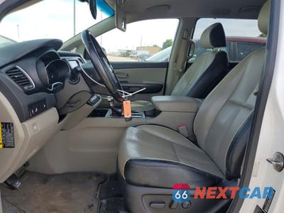 Zdjęcie 7 z 13 samochodu: 2019 KIA SEDONA EX VIN:KNDMB5C14K6494361 - miniatura