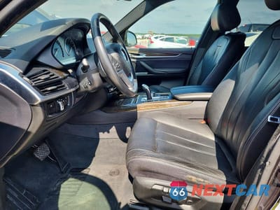 Zdjęcie 7 z 14 samochodu: 2018 BMW X5 XDRIVE35I VIN:5UXKR0C54J0Y02637 - miniatura