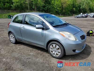 Czwarte zdjęcie samochodu z boku: 2008 TOYOTA YARIS BASE VIN:JTDJT923185172284 - miniatura