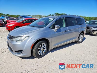 2018 CHRYSLER PACIFICA TOURING L 2C4RC1BG2JR119061 - główne zdjęcie licytacji z USA - miniatura